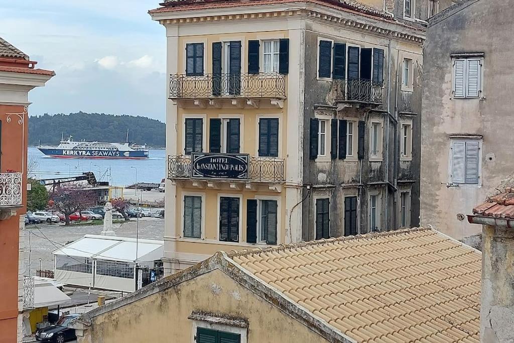 Old Port View Apartment, Διαμέρισμα Στο Κέντρο 2 Υπνοδωματίων コルフ島 エクステリア 写真