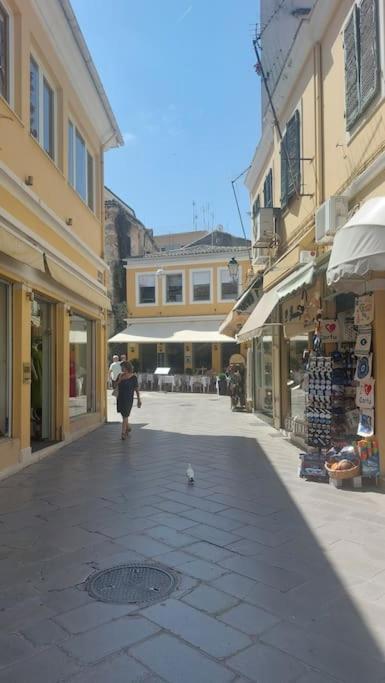 Old Port View Apartment, Διαμέρισμα Στο Κέντρο 2 Υπνοδωματίων コルフ島 エクステリア 写真