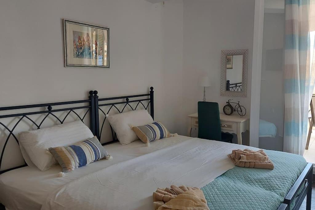 Old Port View Apartment, Διαμέρισμα Στο Κέντρο 2 Υπνοδωματίων コルフ島 エクステリア 写真