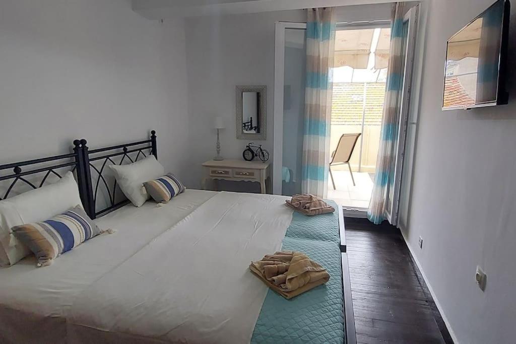 Old Port View Apartment, Διαμέρισμα Στο Κέντρο 2 Υπνοδωματίων コルフ島 エクステリア 写真